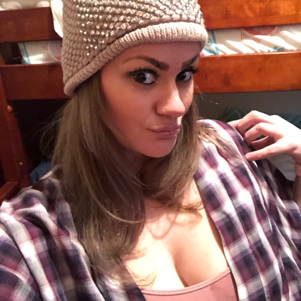 Meet your Posher, Theresa